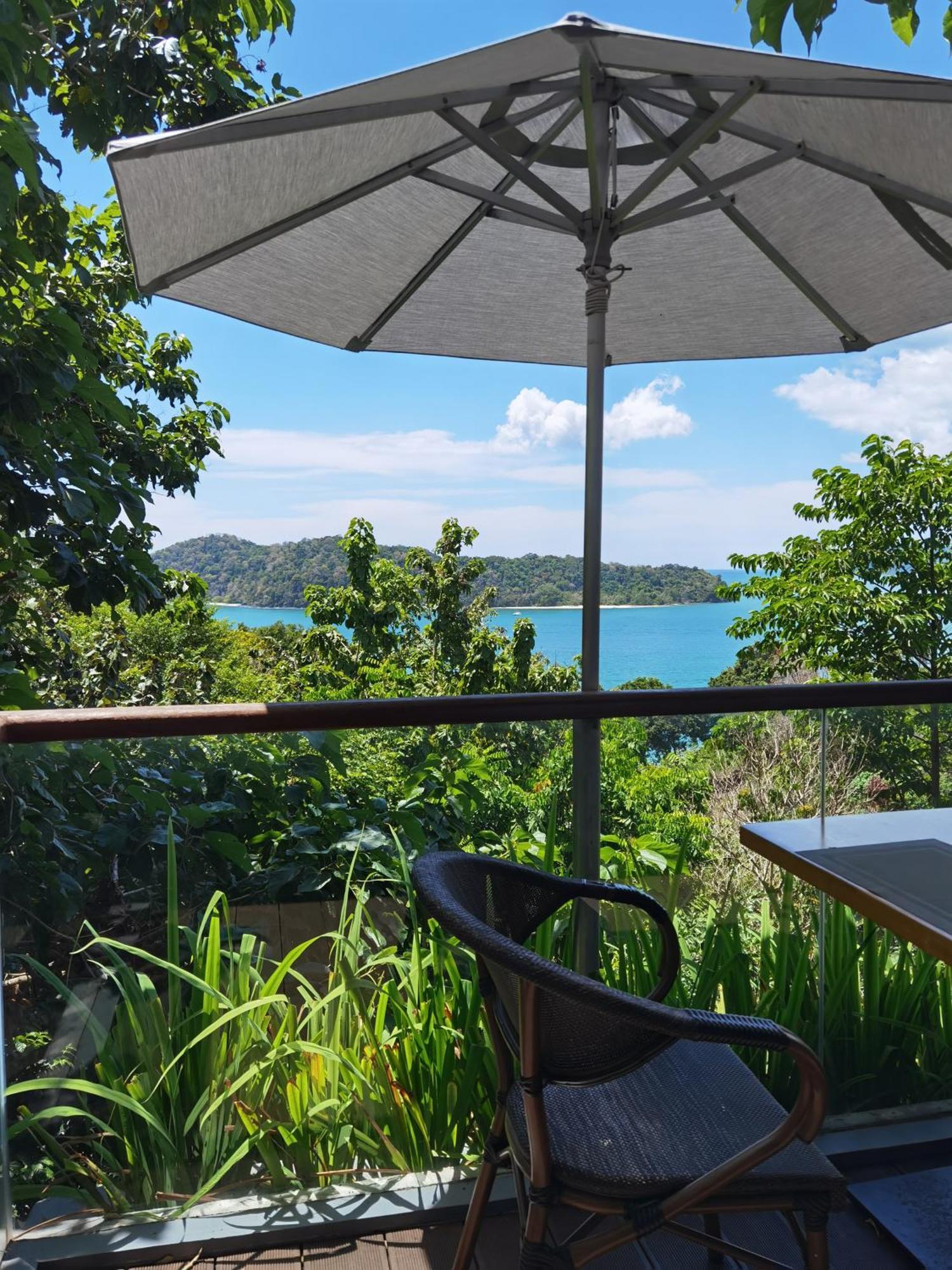 Ambong Pool Villas - Private Pool Pantai Cenang  Eksteriør bilde