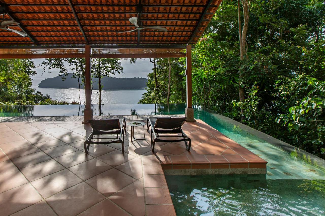 Ambong Pool Villas - Private Pool Pantai Cenang  Eksteriør bilde